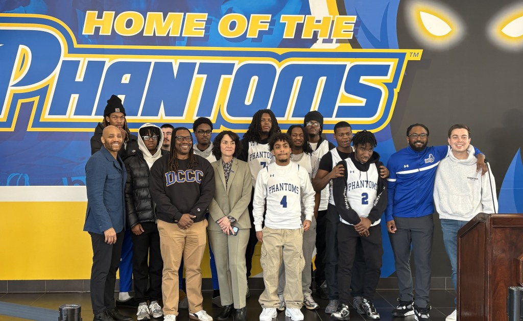 DCCC Hosts Pep Rally for Men’s Basketball Team